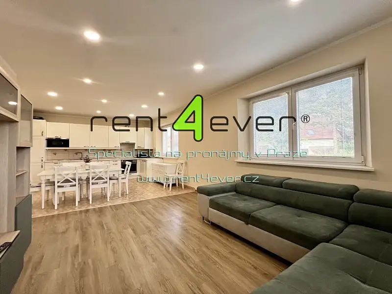Pronájem rodinného domu 137 m², pozemek 829 m²